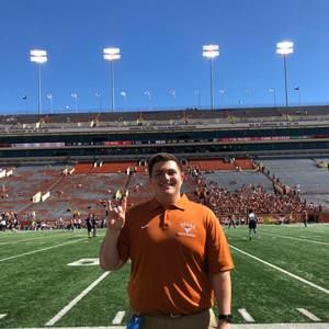 Meet your Posher, Zachary